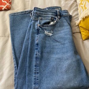 American eagle size 10 short mom jeans